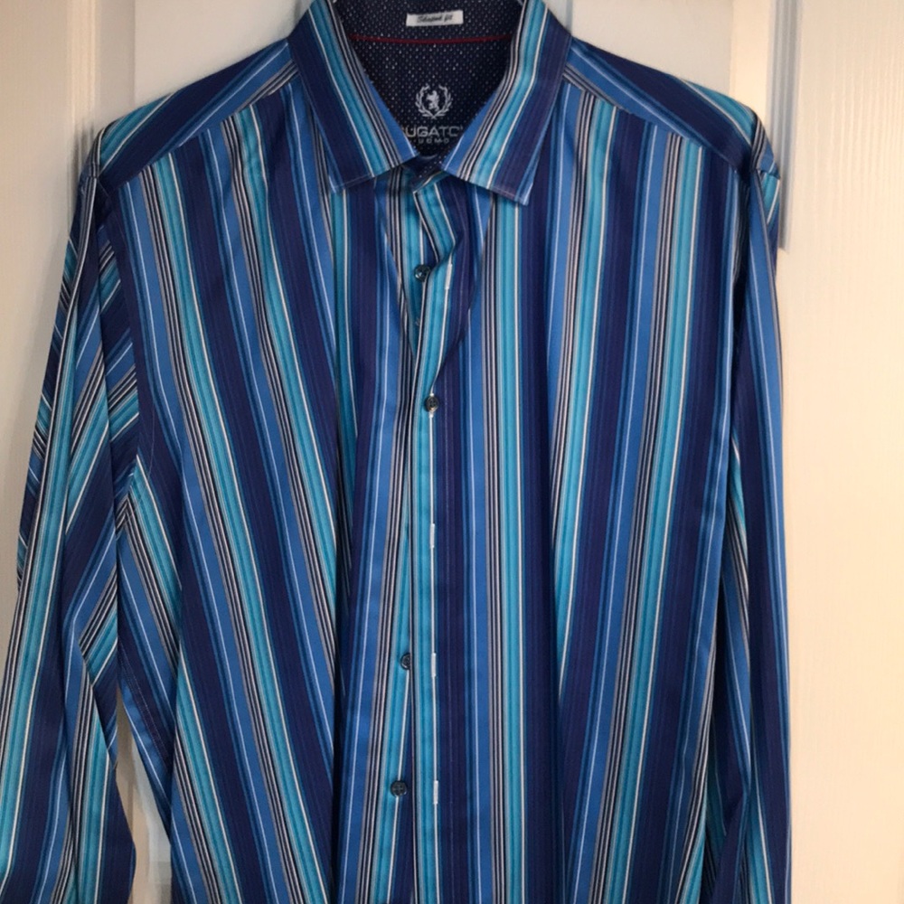 Bugatchi shaped fit striped shirt